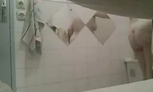 Một vài trong tình yêu đã quan hệ tình dục. Yêu thích của ông vị trí chính là khi các cô gái trên lầu. Các chàng thích xem như cô nhảy trên dương vật của mình và khi cô nhảy tình dục, cô không cần phải di chuyển các bạn gái sẽ làm điều đó bản thân mình. Có gánh các cậu bé, các người đẹp di chuyển nhịp nhàng cô hông đẹp, trong khi nhiều lần qhim sec nhat kết thúc và dẫn bạn trai của cô vào một cơn cực khoái.