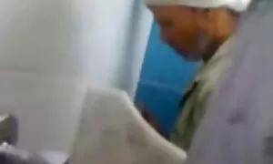 Những người yêu trẻ quyết định đa dạng hóa, họ gần gũi một chút, mà họ đã nghiên cứu một số sách hướng dẫn về làm tình, mà trong đó họ trở nên quen thuộc với vị trí mới trong đó là tốt hơn để làm nóng tình yêu. Chuẩn bị cho những lửa thân mật, những người đã bỏ quần áo của họ và nằm trên một chiếc giường lớn, bắt đầu để hôn vào nó và chạm vào nhau với bàn tay của họ ở những nơi thân mật. Rất sớm, người yêu đẹp trai phim sec gai xinh nhat ban không thể đứng đó và giúp con mèo của mình để leo lên trên dương vật của mình từ trên cao để tối đa cảm thấy gần gũi và bắt đầu một cách công khai để nghịch ngợm. Tất cả sự chuyển động của những người yêu trong giường đã chứa đầy không chỉ với niềm đam mê, nhưng cũng có niềm tin, và điều này gây nên họ theo một cách mà họ đã bắt đầu cảm thấy chóng mặt. Rất sớm thôi, một vài đẹp bắt đầu chơi trên giường ngay cả tích cực hơn, nhận ra sự thật là họ sẽ không chịu đựng nó trong một thời gian dài và bắt đầu để kết thúc cùng một lúc.