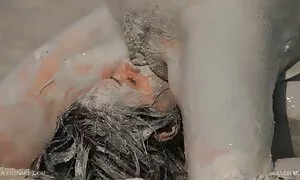 Các cô gái rõ ràng không có khởi đầu, cô sẽ sẵn sàng đáp ứng những kẻ trong chiếc xe và đồng thời gian cho chúng như thế nào, cô biết làm thế nào để đáp ứng cả hai cùng lúc. Để bắt đầu, cô gái bắt đầu đánh bóng dương vật của một trong số họ với môi, và với tay cô, vào lúc đó, cô cọ xát thân thứ hai, con trai, và như vậy cho đến khi cô bắt đầu rên với niềm vui. Thanh trở thành vững chắc và sẵn sàng để có thể tiếp tục, bởi vì những người phụ nữ trẻ xinh đẹp và không làm một công việc xấu với trách nhiệm được giao cho cô. Kiên nhẫn một chút, và bây giờ cả hai tình sẽ tìm hiểu tất cả sự quyến rũ và sự thẳng thắn của bất và dễ chịu vào bất kỳ lúc nào ở cùng một chiếc xe, mà đã trở thành một khởi đầu tốt cho họ cho một ngày của ba. Hai con đực cho thấy mình trong phim sec nhat bản hành động và cùng một lúc thực hiện vẻ đẹp moan bằng cách trượt thân mình ướt cap. Nhiều hơn một chút và này, sổ bé hư, người phụ nữ đã vẫy bánh cô đang tận hưởng cuộc gặp gỡ này.