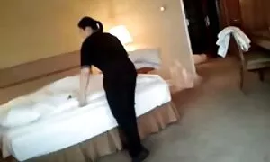 Một cô séc nhất ban gái với vú tình với một dương vật, lol, vào ngày thứ hai của tôn sùng âm đạo của cô và mông với một cỗ máy tình dục.