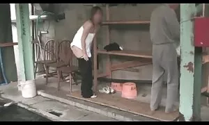 Có vẻ như là có một buổi tối tuyệt vời, và phim sec nhật bản không che cô ấy chắc chắn sẽ không phải là không có một cơn cực khoái ngày hôm nay. Thực tế là các em bé đã thành công thăm hai quý ông. Cô đã ngay lập tức lột trần truồng và thích nghi để thổi kèn. Một trong các cậu bé ngay lập tức ... không tiếc nuối đẩy cụ trực tiếp vào miệng bé, và những thứ hóa ra có nhiều gallant: ông đã tắt cô ấy, quần lót, và bắt đầu liếm háng mình. Ngoài ra, đối tượng của sự quan tâm không phải chỉ là âm hộ, nhưng cũng có những lỗ hẹp của bà. Vâng, khi vẻ đẹp của môn đã hoàn toàn bị ướt nước bọt, các chàng trẻ tuổi đẹp trai đã không ngần ngại để đưa mình cái dương vật trong đó. Chỉ bây giờ các người đẹp cảm thấy vẻ đẹp thật sự của tình dục và ngay lập tức bắt đầu rung chuyển sang trọng của mình mông. Tất nhiên, về vấn đề này sẽ không được giới hạn chỉ để hậu môn, bởi vì người sẽ rất hạnh phúc đến nhà máy của họ thân cùng một lúc, trong cả hai và lỗ.