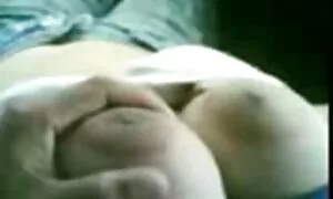 Một tên khốn mát-xa cô lớn dầu ngâm lớn phim sec nhat ban hơn một cơ thể của con người, và sau đó ngồi trên dương vật của mình với một âm hộ.