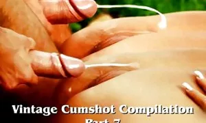 Những câu chuyện của người nổi tiếng gà người bột của sultan não có chắc chắn biết đến tất cả các người lớn và trẻ em. Nhưng ít người biết rằng Scheherazade vào ban đêm không tham gia vào trò chuyện về huyền diệu tàu và dưới nước cai trị. Và cho những người không được thông báo, bộ phim này được làm, mà cho một bức tranh đầy đủ lý do tại sao các sultan chống lại quá lâu. Không phải là phim sec nhat ban hay một người có thể so sánh với một cô gái, những người không chỉ lây lan chân cô ấy, nhưng đã rất khéo léo mà các người đàn ông muốn để lộ tất cả bí mật tình dục mỗi đêm. Điều quan trọng nhất là cô bé đó không chỉ cho bản thân chủ của cô, nhưng chỉ cần biết làm thế nào để vuốt ve cơ thể mình. Nó đi mà không nói rằng điều này người đàn ông đẹp trai ngủ trong ngày, nhưng chúng tôi, đồi trụy, tóc vàng, không lãng phí thời gian quý báu này trong vô vọng: lỗ của cô đã sẵn sàng để đi lớn nhất thành viên và xin vui lòng của Sultan bạn bè, người hạnh phúc twist các cô gái trong tất cả các tư thế. Nói chung, cuộc sống của mình không nhàm chán.