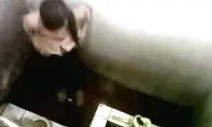 Mỗi sở thích tình dục, đó là rất tốt. Nhưng một số người đẹp như rất những điều kỳ lạ. Ví dụ, đáng yêu của chúng tôi, nhân vật nữ chính thích để viết ở nơi công cộng. Và cô ấy rất vui mừng mà một người có thể thấy cô ấy. Tuy nhiên, ở nhà, khi tổ chức một tiểu nghỉ. Cùng lúc đó, các cô gái, không phải lá chỉ một giọt, nhưng cũng ghi sec nhat ban moi lại tất cả mọi thứ trên máy ảnh, vì vậy mà cô có thể xem các khung hình nhận được niềm vui to lớn. Bằng cách này, các mảnh vụn chỉ ra rất tốt: bắn chỉ là tuyệt vời. Người đàn ông thậm chí không thể đi xa. Nhưng đây không phải là điều chính, điều chính là người đẹp, được đặt mỗi khi bạn hiện diện của bạn, trình diễn đổ thơm mùi nước tiểu khắp mọi thứ. Nó là rõ ràng rằng đôi khi, trong những thủ đoạn cô gái bị tràn ngập bởi cực khoái, đó sẽ làm hài lòng người hâm mộ của tiểu sưu tập.